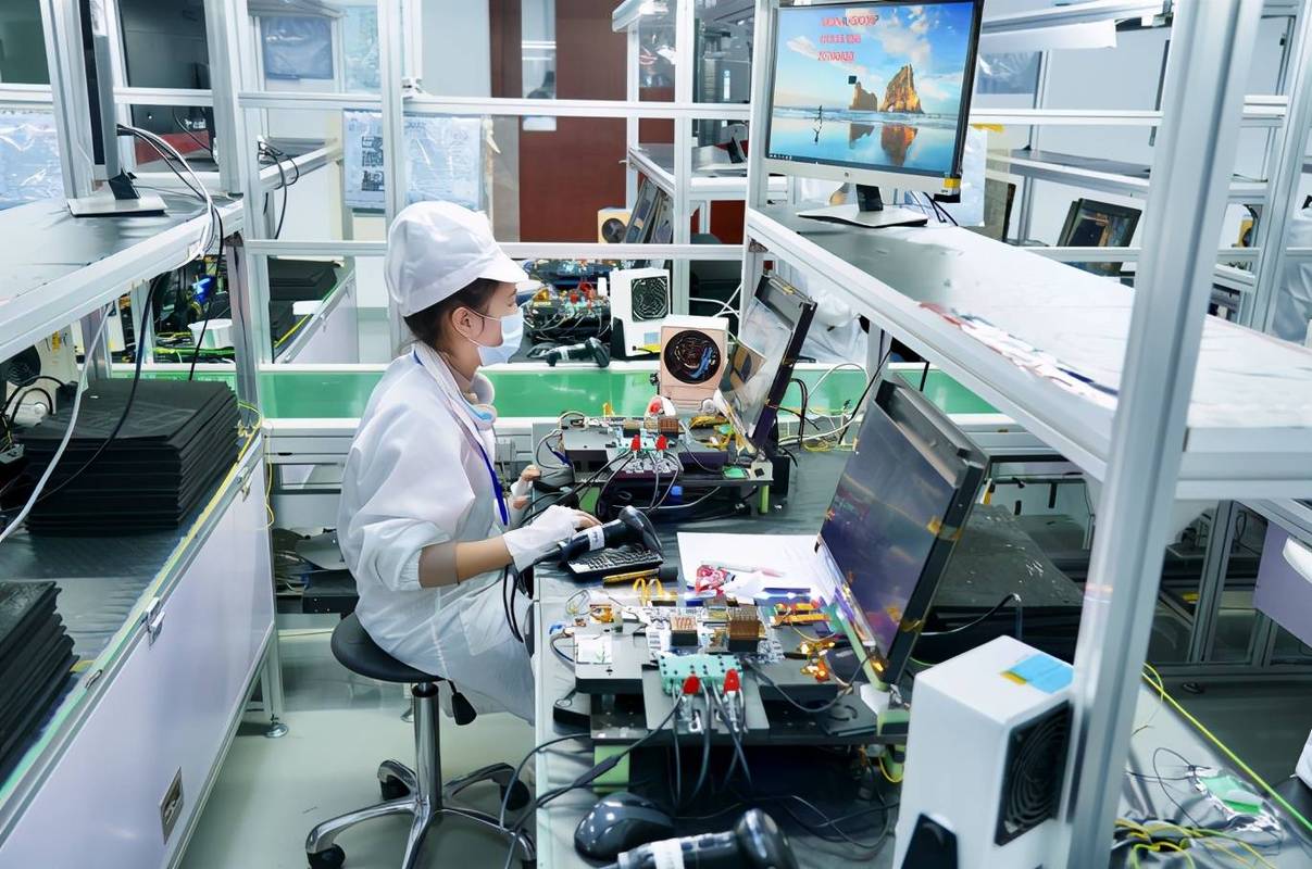 广达电脑:笔记本代工巨头的崛起与辉煌历程